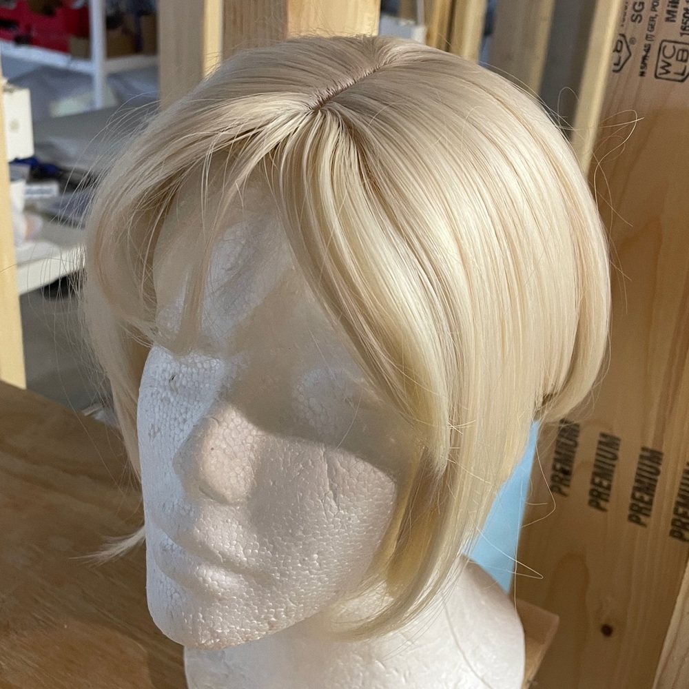 NWT 11” approx white vanilla blonde natural topper feather bangs #60 brand new - Picture 9 of 16